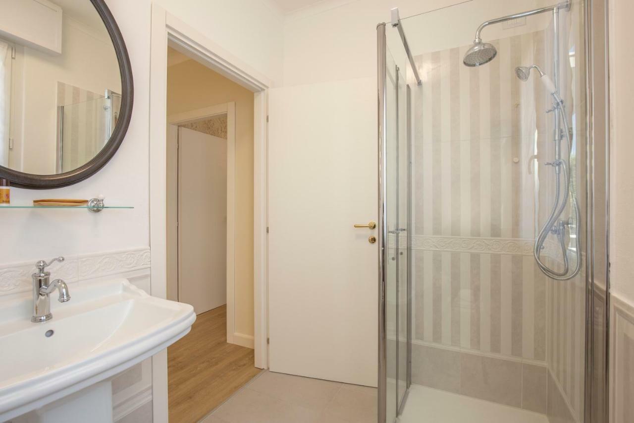 Crys: Apartments, Holiday, Business, Verde Βερόνα Εξωτερικό φωτογραφία