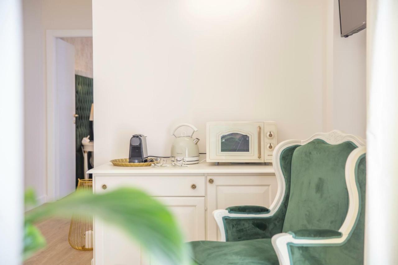 Crys: Apartments, Holiday, Business, Verde Βερόνα Εξωτερικό φωτογραφία